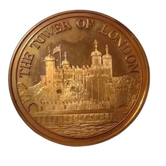 Queen Elizabeth II Silver Jubilee Bronze Medallion 1952-77 Tower of London - Picture 3 of 7